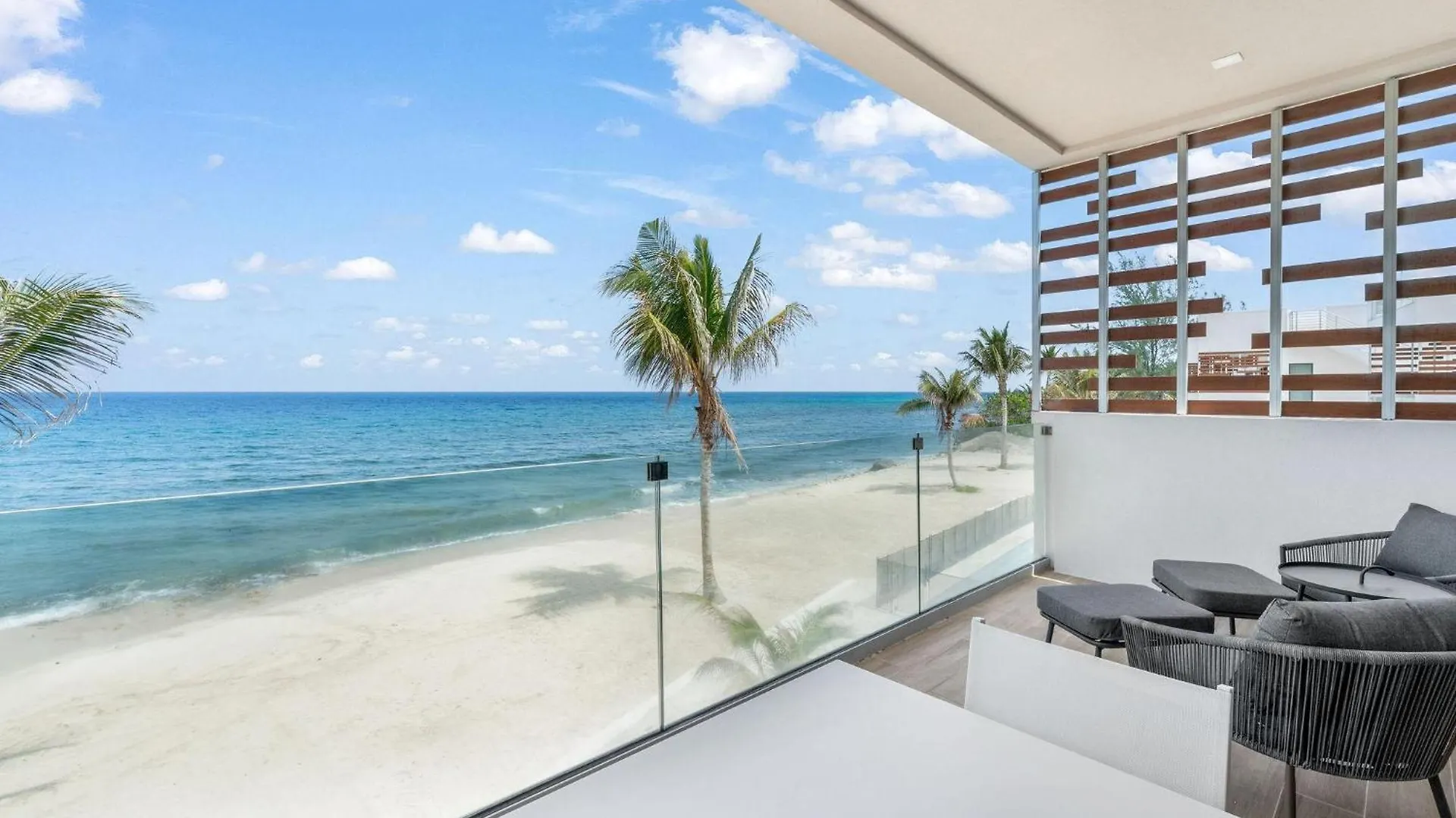 Silver Reef 4 Oceanfront Condo North Side