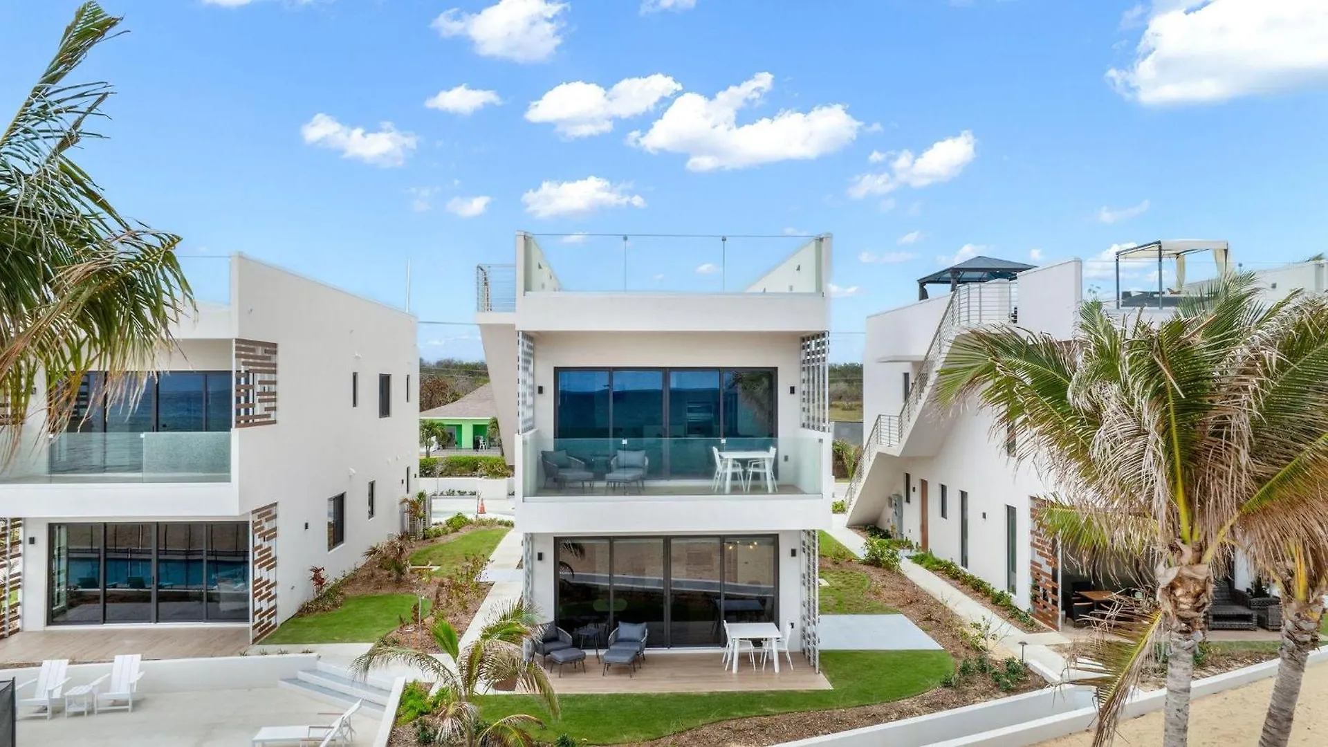 Silver Reef 4 Oceanfront Condo North Side 0*,